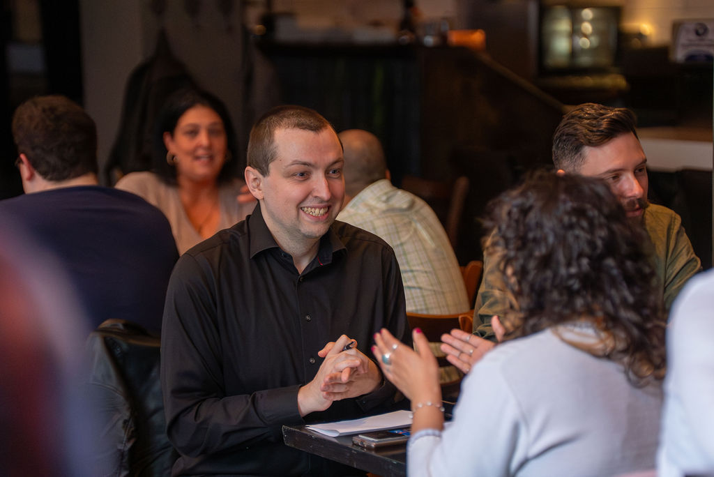 Speed dating etiquette: how to navigate the evening with flair?